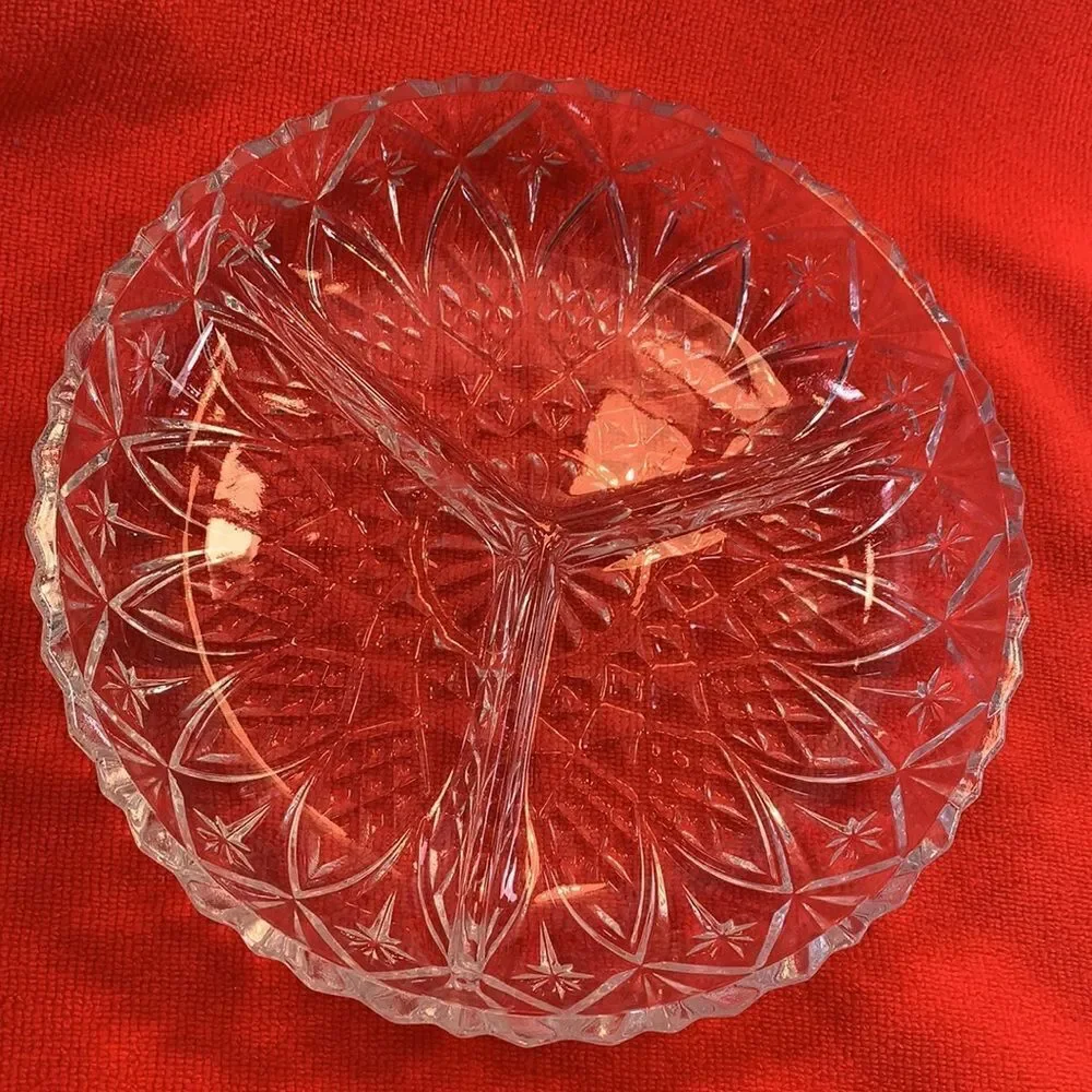 Gibson Everyday Jewelite Three Section Glass Relish Appetizer Bar Serving Dish